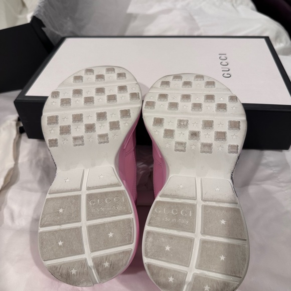 Gucci Rython Mystic Cat Pink Womans Guarunteed Authentic Size 4 Us - Picture 8 of 16